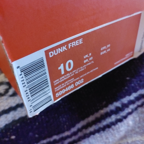 Mens Nike Hightop Basketball Shoes - Picture 9 of 11